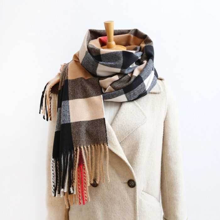 2020 Luxury brand plaid scarves cashmere shawls women winter warm plaid shawl cloak ms thick blankets 1