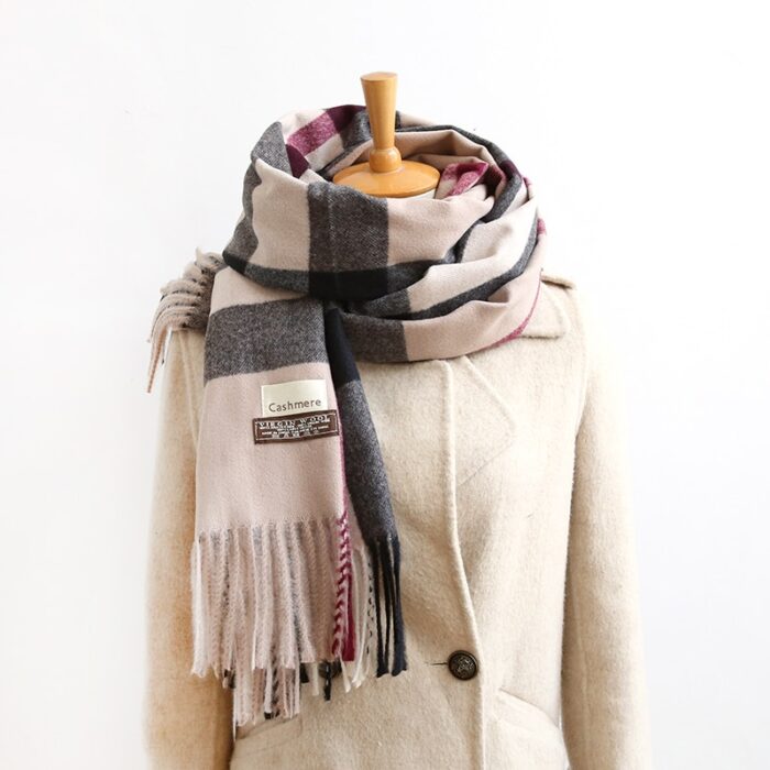 2020 Luxury brand plaid scarves cashmere shawls women winter warm plaid shawl cloak ms thick blankets 3